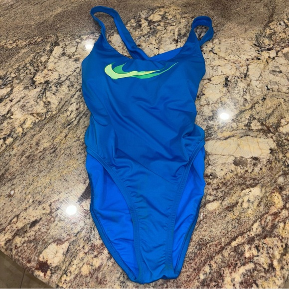 Nike Women's Vibrant Blue One-Piece Swimsuit NWT - Picture 4 of 9